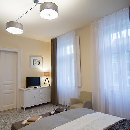 Zora Apartman Eger Eksteriør billede